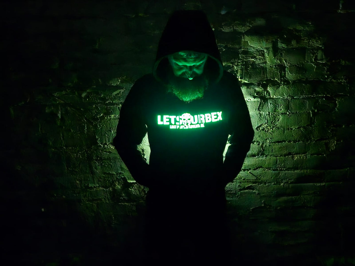 HOODIE GLOW IN THE DARK – „LOST PLACE – LETS URBEX – ADVENTURE"“